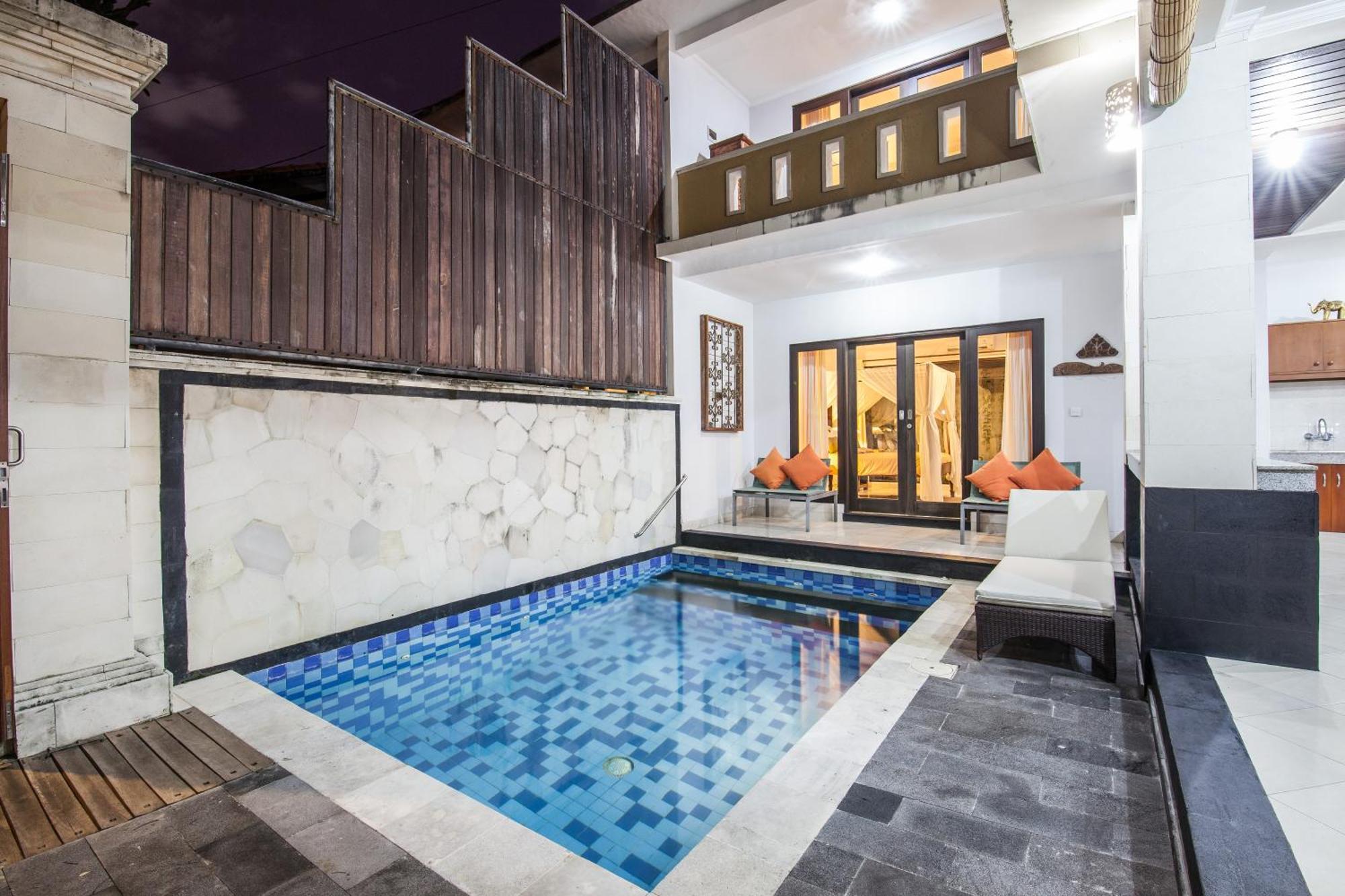 8-br Private Pool Legian 5-min Walk To And Shops